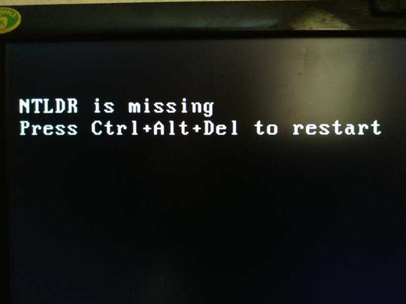 Исправить ошибку NTLDR is missing в Windows 7 можно, проверив системный диск на наличие ошибок или восстановив файлы в загрузочном разделе в Командной строке